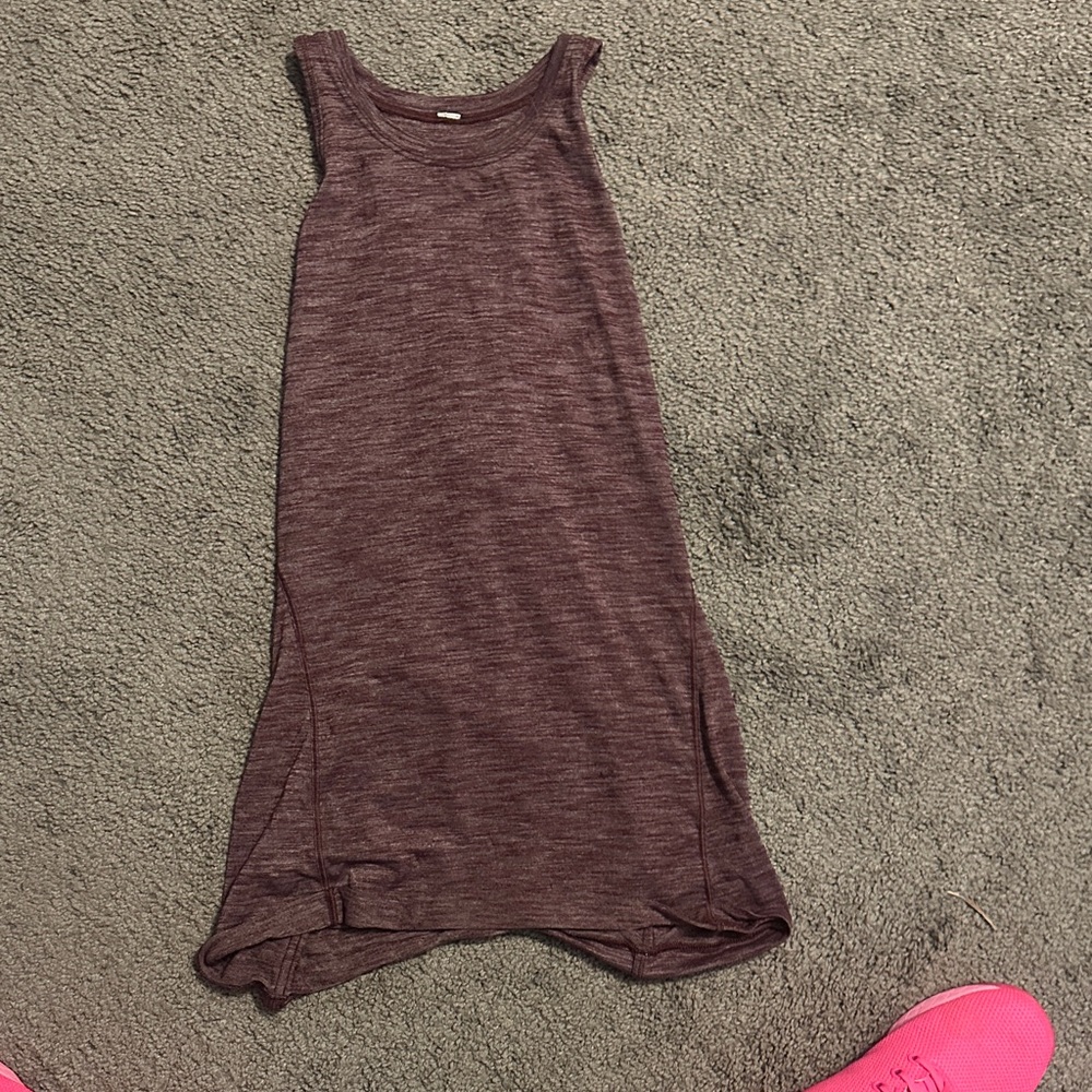 Lululemon tank